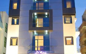 Green Lotus La Wisteria Inn